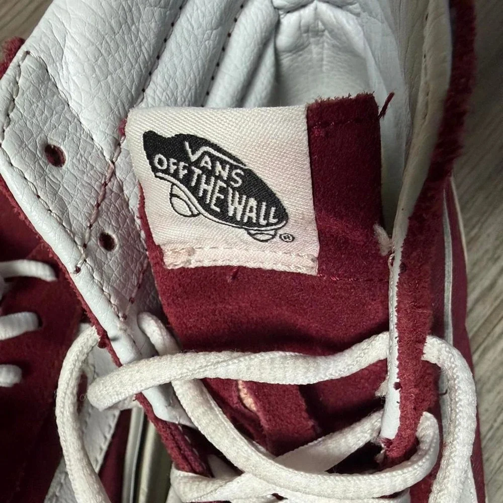 Vans Sk8-Hi-top Burgundy Sneakers